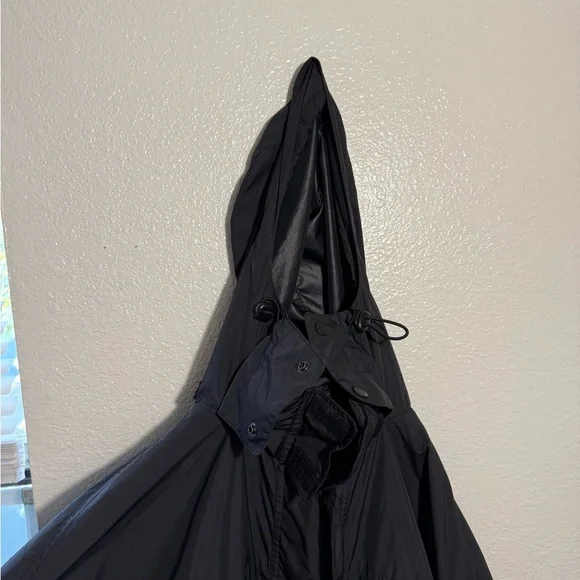 Bogner Men's Black Raincoat - Picture 3 of 7